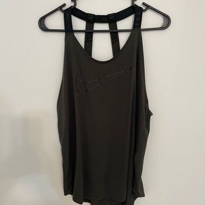 Nike Woman’s Army Green workout top